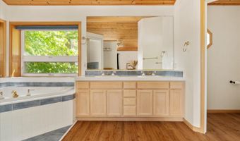 1598 Wawona Way, Arnold, CA 95223