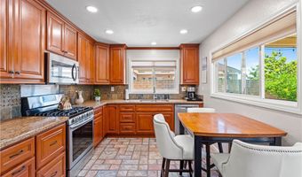 8471 E Donnybrook Cir, Anaheim, CA 92808