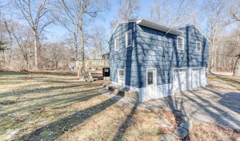 825 Old Hartford Rd, Colchester, CT 06415