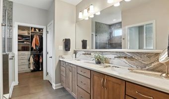 1439 St Thomas Way, Alcoa, TN 37701
