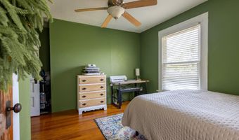 120 W Locust St, Aurora, MO 65605
