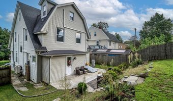 79 W Wooster St, Danbury, CT 06810