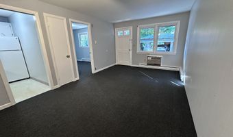 136 Liberty St, Clinton, CT 06413