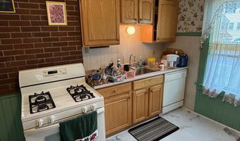 20-24 Church St, Barre, MA 01074