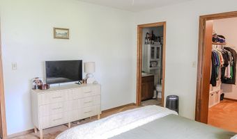 3422 West St, Ames, IA 50014