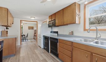 2304 15th Ave SW, Austin, MN 55912