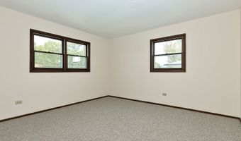 522 North Ave, Antioch, IL 60002