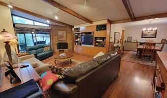 1314 N 3rd St, Aberdeen, SD 57401