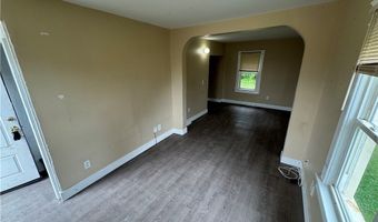 520 Ardella Ave, Akron, OH 44306