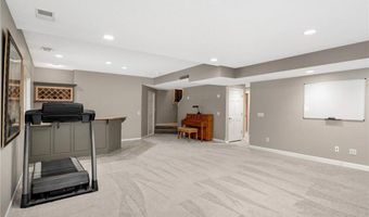 13877 Elkhart Rd, Apple Valley, MN 55124