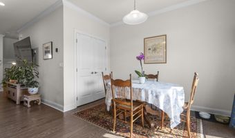 5 W Cross Trl 5, Danbury, CT 06810
