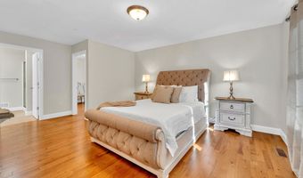 5 Sunset Ln A, Brentwood, NH 03833