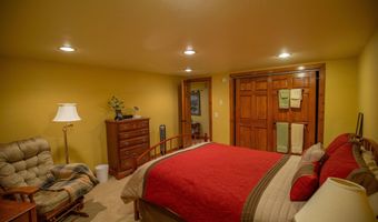 219 W South Ave, Algona, IA 50511