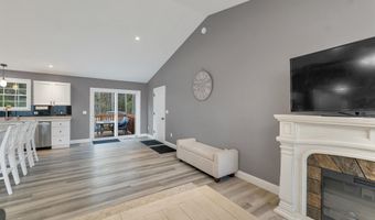 123 Parade Rd, Barnstead, NH 03218