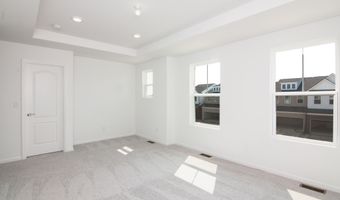 5559 E Spaniel Dr, Ann Arbor, MI 48108