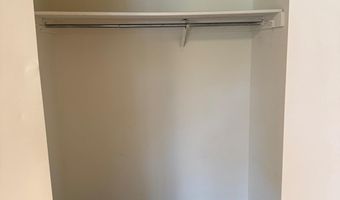 10524 WEYMOUTH St W-1, Bethesda, MD 20814