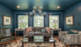 20 Babbidge Rd, Falmouth, ME 04105