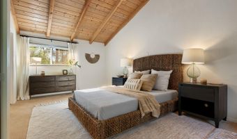 1050 White Cottage Rd N, Angwin, CA 94508
