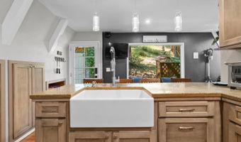 636 Cathedral Dr, Aptos, CA 95003