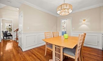 2 Boulder Rd, Bourne, MA 02532
