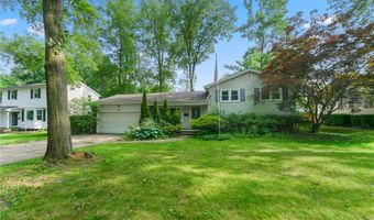 4295 Maureen Dr, Austintown, OH 44511