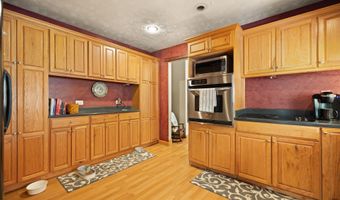 91 Maplewood Vlg, Banner, KY 41603