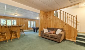 109 Andrew Dr, Canton, CT 06019