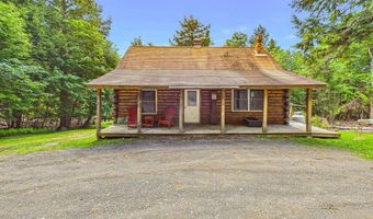 15 N Ridge Rd, Beaver Cove, ME 04441