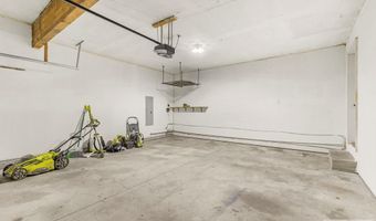 2965 Bluebird Ln, Idaho Falls, ID 83402