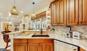 303 S BEDFORD St, Georgetown, DE 19947