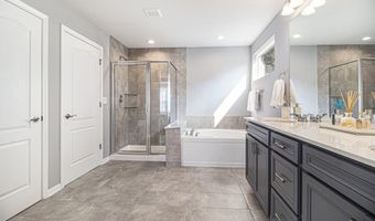 2865 Dillon Dr, Ann Arbor, MI 48105