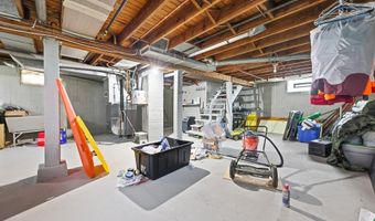 1077 W State St, Alliance, OH 44601