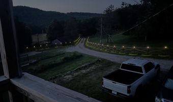 10463 Farm Road 1182, Aurora, MO 65605