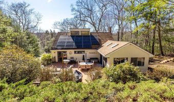 206 New Rd, Avon, CT 06001