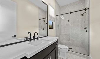 36 Hunting Horn Dr, Las Vegas, NV 89135