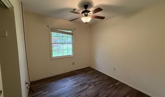208 Shady Oak Dr, Aberdeen, MS 39730