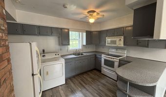 37 Liberty St, Clinton, CT 06413
