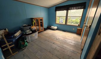 32 Plain St, Barre, VT 05641