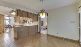 8896 Classic View Dr, Indianapolis, IN 46217
