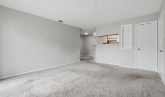 249 AFTON Sq 208, Altamonte Springs, FL 32714
