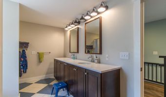 29 Dashney Rd, Burke, VT 05832