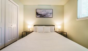 1304 1306 1308 SE C St, Bentonville, AR 72712