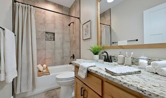 4922 Torcello Dr, Ammon, ID 83406