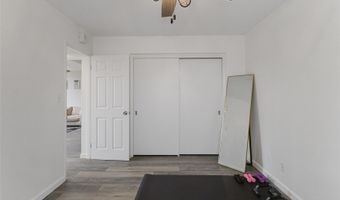 98-402 Koauka Loop 202, Aiea, HI 96701