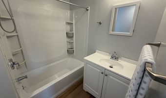7 Homestead Ln 7, Brookfield, CT 06804