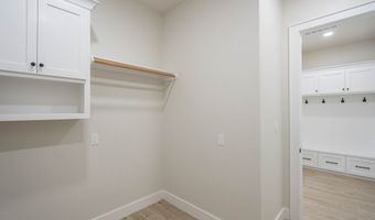 10 NE Armlei Dr, Andrews, TX 79714