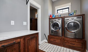 233 NE 60th Ct, Ankeny, IA 50021