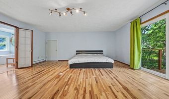 114 Claremont Dr, Albrightsville, PA 18210