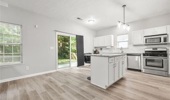 6847 Bridgewood Dr, Austell, GA 30168