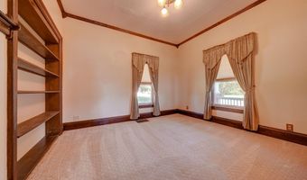 805 N Indiana Ave, Auburn, IN 46706